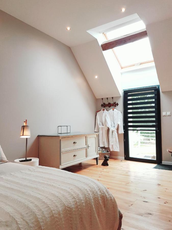 Bed and Breakfast Domaine Du Bois Chaumet Couzon Exterior foto